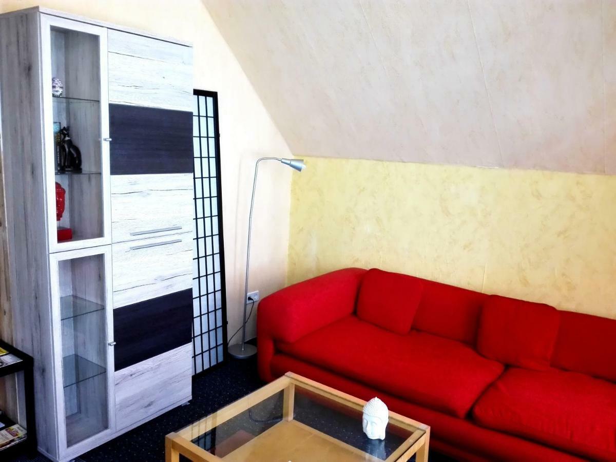Apartment Am Park Oldenburg Exterior foto